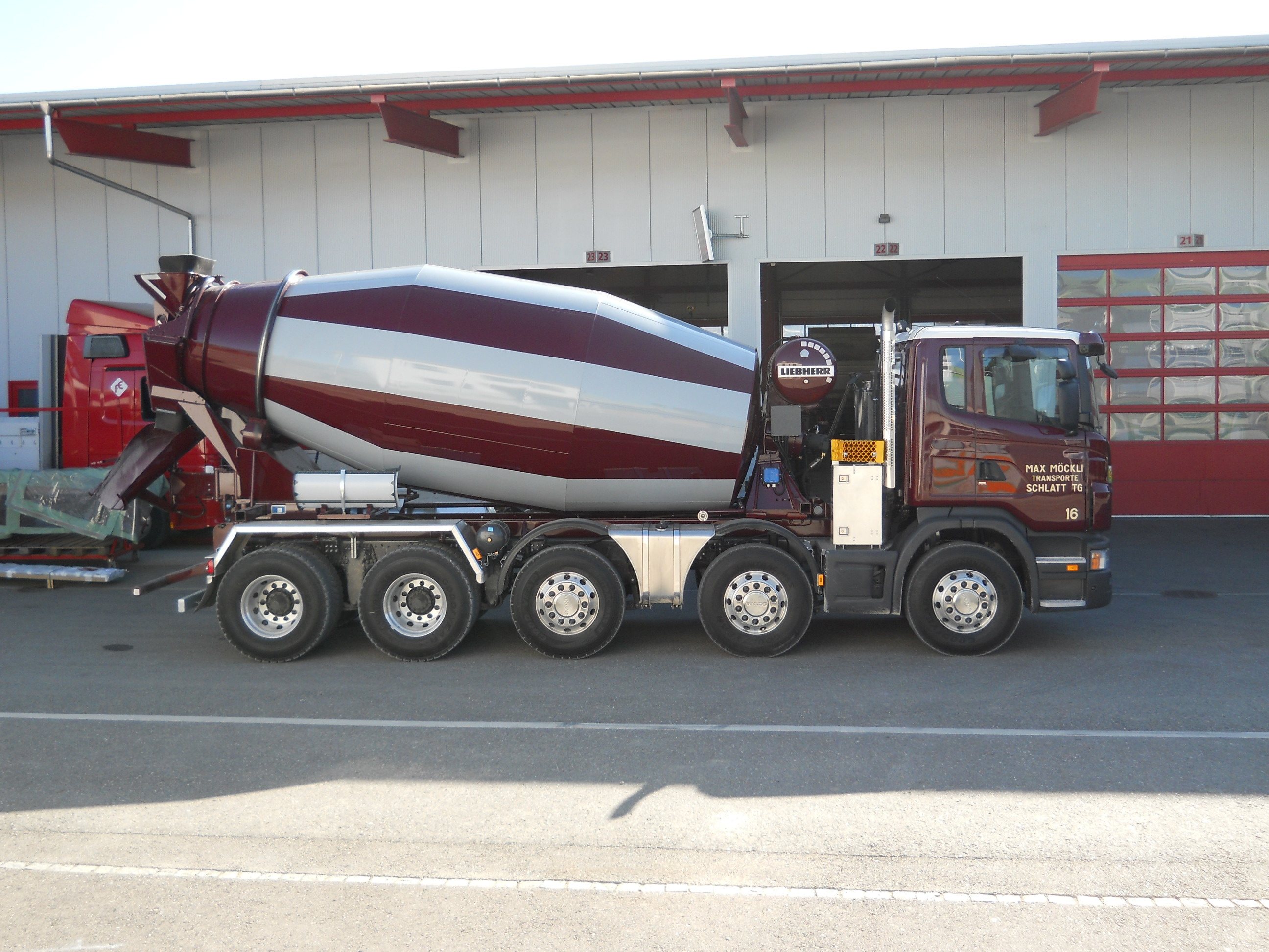 Wechselsystem mit Liebherr Betonmischer
